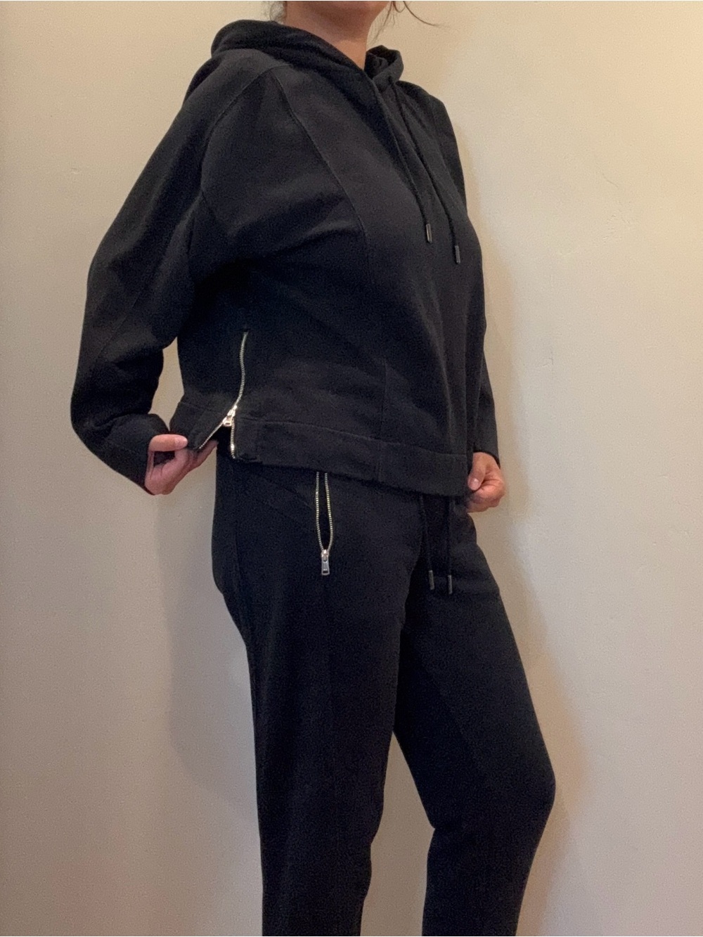 Reiss Black Zipper-Detail Hoodie and Jogger Set